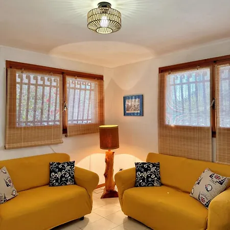 Nura's - Casa Ibisco Hébergement de vacances