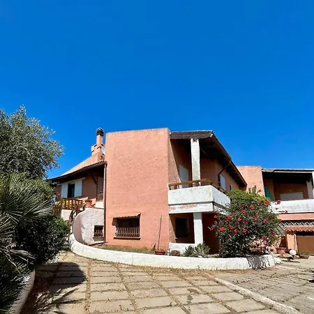 Nura's - Casa Ibisco Hébergement de vacances Marina di Sorso